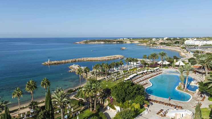 Coral Beach Hotel & Resort